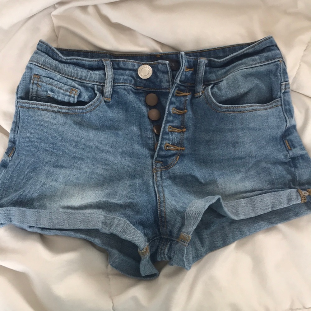 2/$30🤩 Pacsun Kendall and Kylie Jean shorts